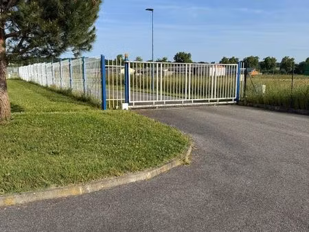 local d’activité / stockage sécurisé – 360 m² divisible dès 50 m² – l’isle-en-dodon (31230