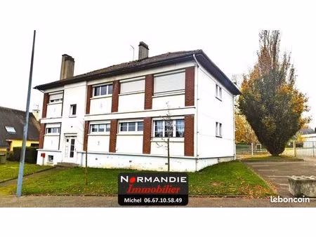 immeuble 12 pièces 208 m²