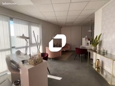 local commercial 70 m²