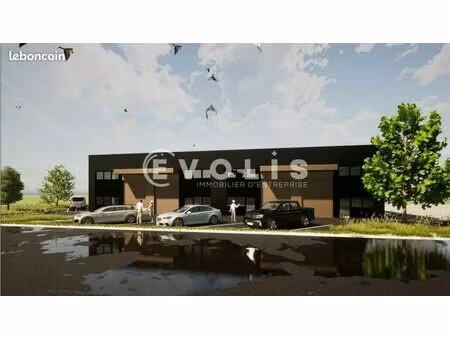 local d'activité 800 m²