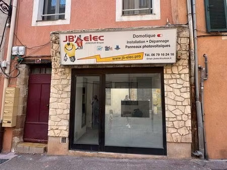 local commercial 20 m² – centre-ville les arcs-sur-argens