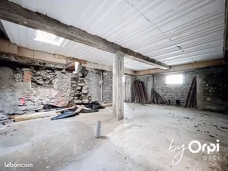 maison 2 pièces 160 m²