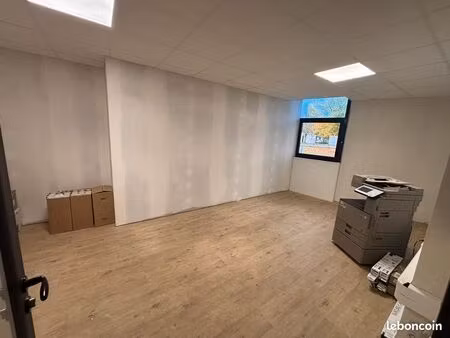 local commercial 21m2
