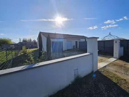 maison de 2021 luché-thouarsais  89m²  1197m² de terrain