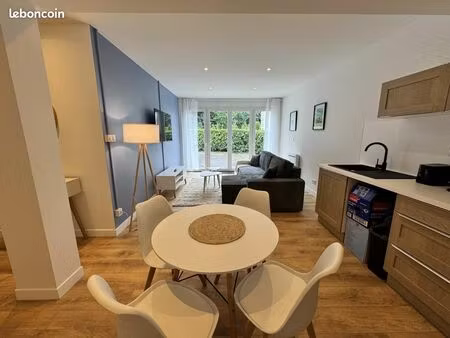 immeuble 180 m² aizenay