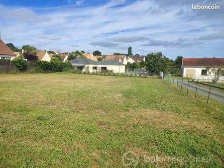 terrain 639 m² parigne l eveque