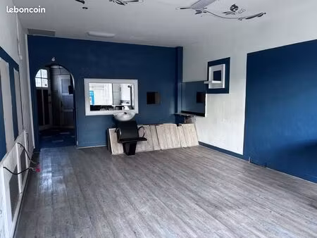 local commercial 52 m²