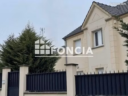 maison 5 pièces 80 m²