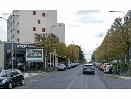 boutique 268 m² nogent sur marne
