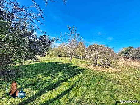terrain 942 m² finhan