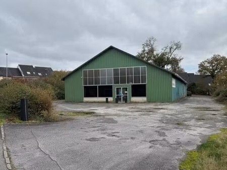 batiment commercial carhaix