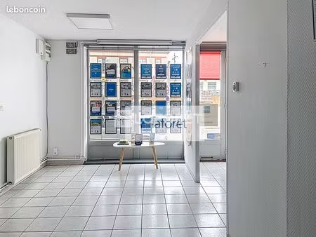 local commercial 45 m² montech