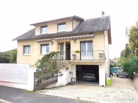 maison 5 pièces 130 m²