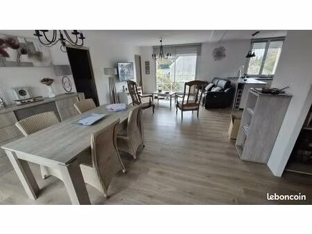 maison 10 pièces 385 m²