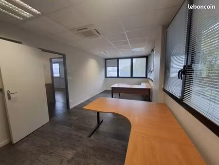 local commercial 274 m² cesson-sévigné