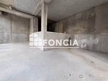 local commercial 78 m²