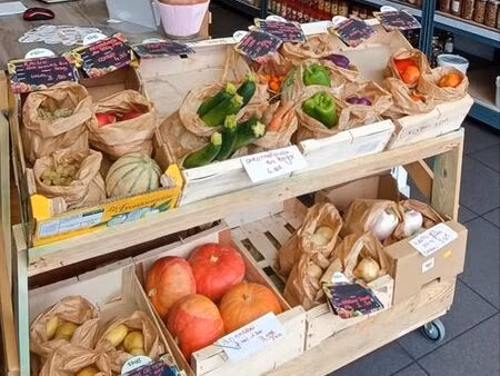 a saisir fond de commerce epicerie produits locaux