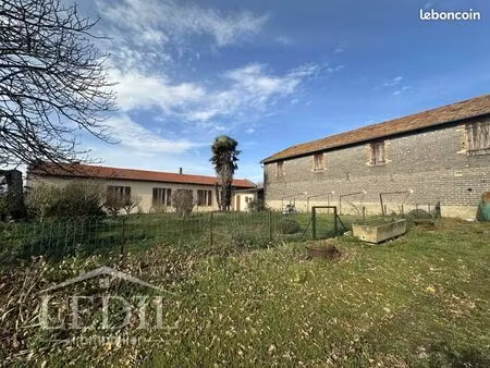 ferme 5 pièces 200 m²