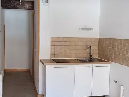 a louer studio à sauxillanges