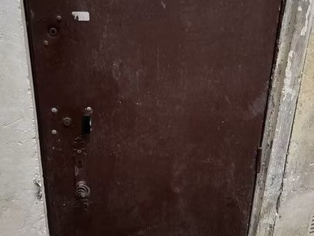 local reserve stockage petit bureau