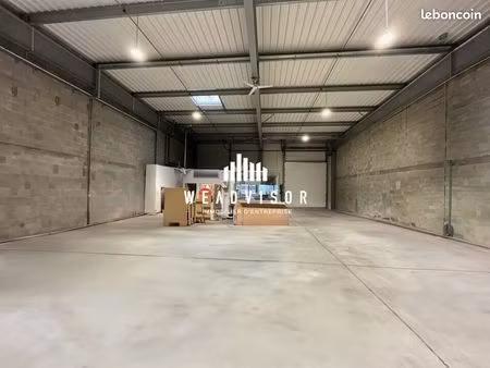 local d'activité 367 m²