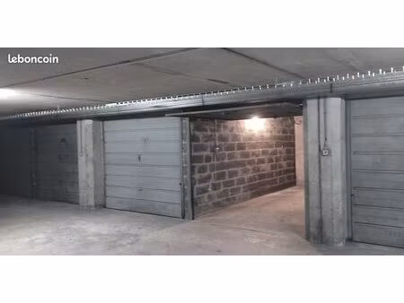 box fermé – gare d’éragny / oise