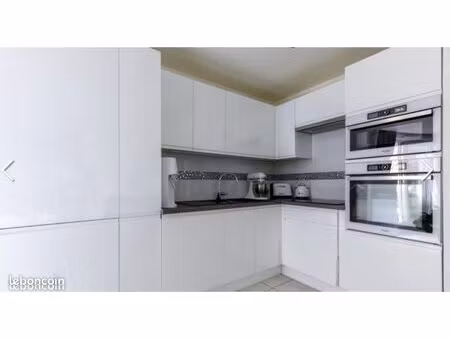 appartement t2  47 m² balcon sud  garage box