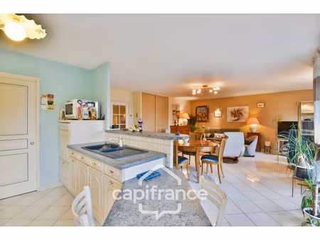 spacieux t4 de 119 m² de 2005 – 3 chambres – garage & balcon xxl