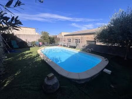 maison en pierre de 223 m² à lezan