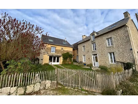 maison plumaudan 5 pièce(s) 129 m2