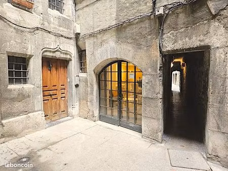 bureaux dans le centre de chambéry