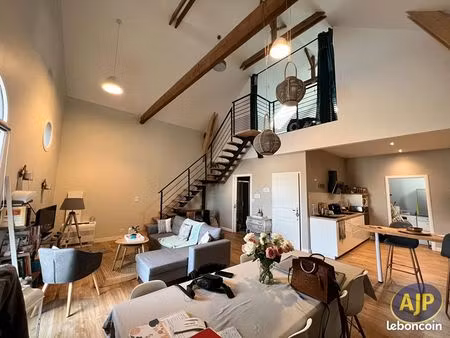 loft 3 pièces 84 m²