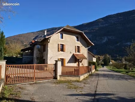 maison - 7 pièces - 142 m2