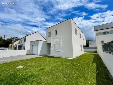 maison 8 pièces 140 m²