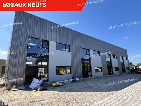 local d'activité 216 m²