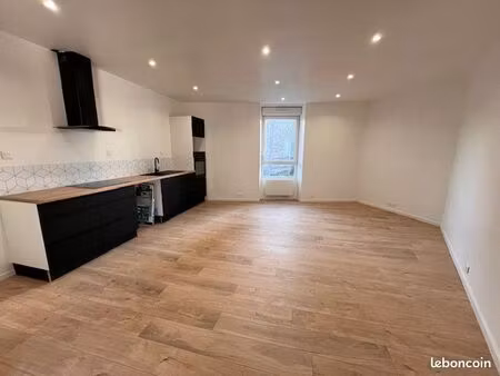 appartement 3 pièces 65 m²