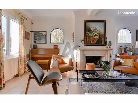 maison 5 pièces 168 m²