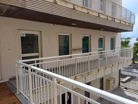 bureaux 113.32 m² avec 7 parkings secteur nord