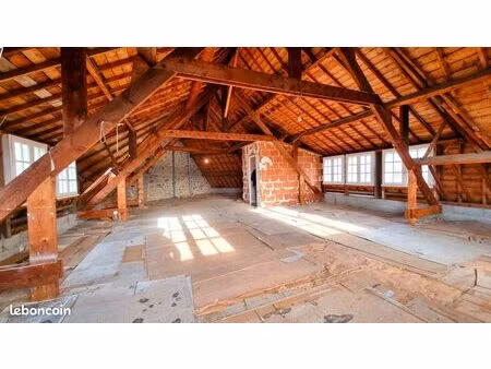 propriété 9 pièces 196 m²