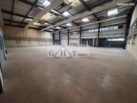 local industriel 1 350 m²