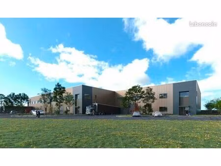 local d'activité 1 459 m²