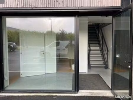 local 115 m² landaul