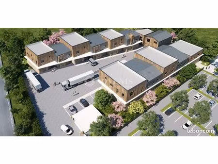 local d'activité 258 m²