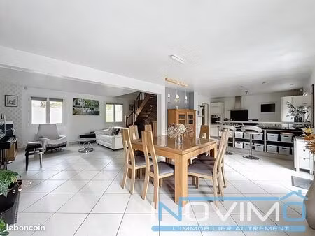 maison 7 pièces 138 m²