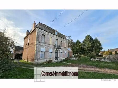 maison 8 pièces 260 m²