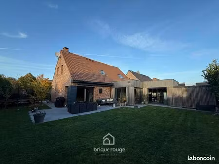 maison 6 pièces 144 m²