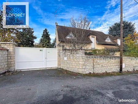 maison 8 pièces 257 m²