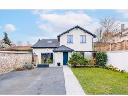 maison à louer à beauchamp