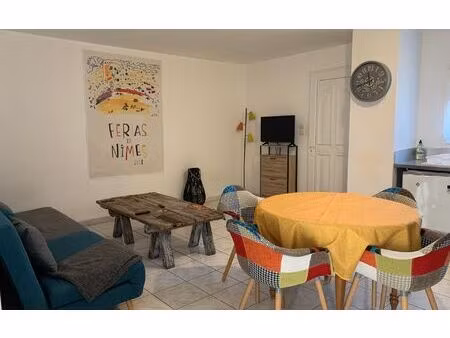 location maison  55.48 m² t-3 à saint-gilles  800 €