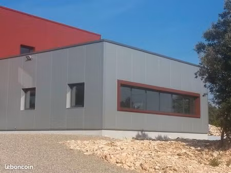 bureaux 37 m² vailhauquès